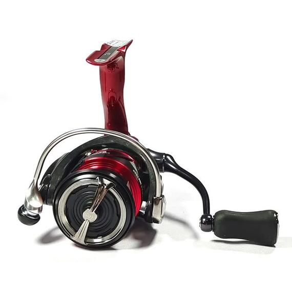 Катушка Daiwa 21 Fuego CS LT 2500, фото , изображение 3