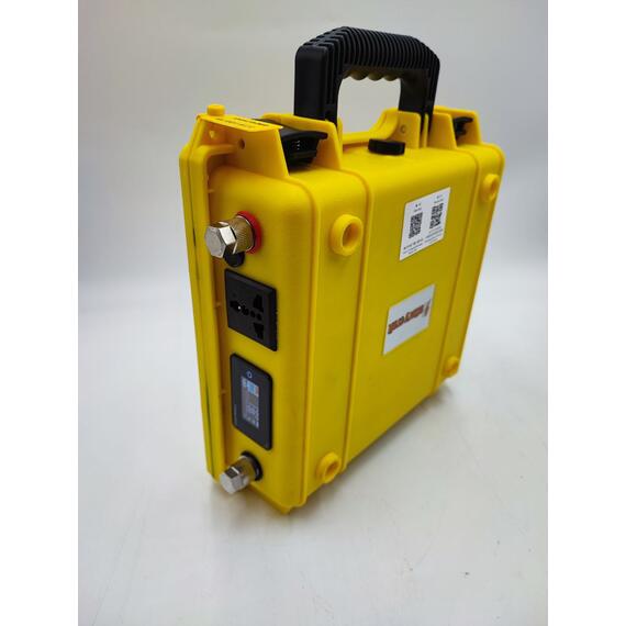 Аккумулятор BatteryCraft Lifepo4 12V 63Ah BMS 100 A cо встроенным Инвертором 300в c Bluetooth (желтый корпус), фото , изображение 4