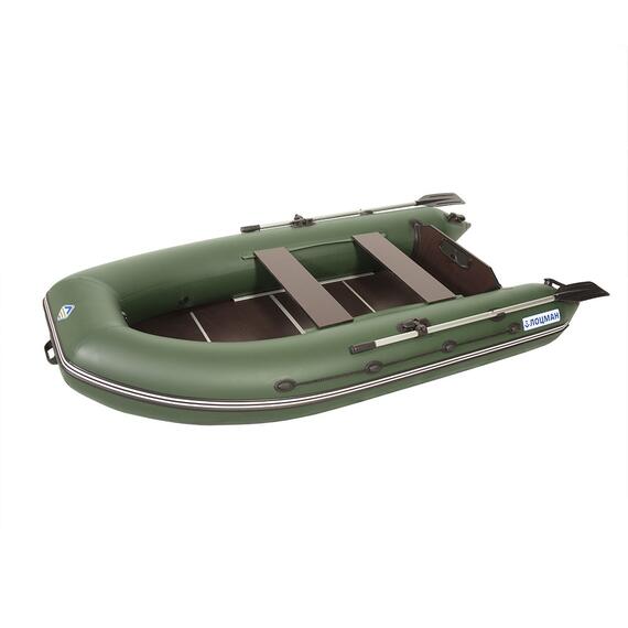 Лодка моторная килевая Лоцман 300 ЖС зеленый, Цвет: Зелёный, Материал: Армированный ПВХ, Kоличество гермоотсеков: 3, Крепление сиденья: ликтрос-ликпаз, Вес лодки: 19, Фиксатор канистры бензина: Да, Высота кокпита (см): 31, Усиление баллона под стрингер: Да, Усиление дна по килю: ПВХ профиль 60 мм., Усиление дна по баллонам: ПВХ профиль 60 мм., Сливной клапан: Да, Транец жесткий. Толщина: 18, Транец жесткий. Высота: 390, Ручка шкипера: Да, Вид пайола: жесткая слань, фото 