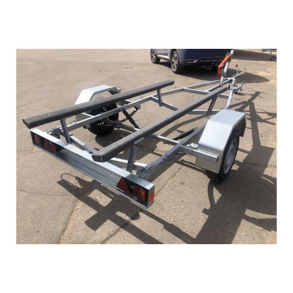 Прицеп лодочный одноосный ЛАВ 81015 (ложементы, съемный фартук) Вектор, фото , изображение 4