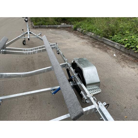 Прицеп лодочный одноосный ЛАВ 81014С (ложементы) Вектор, фото , изображение 5